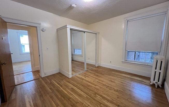 3 beds, 1.5 baths, 99 sqft, $4,200, Unit 1