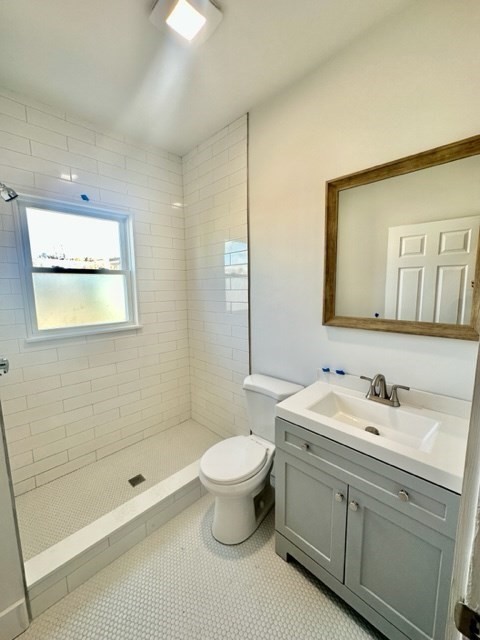 3 beds, 1 bath, $4,200, Unit 1