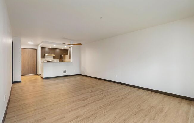 1 bed, 1 bath, 634 sqft, $2,345, Unit 215