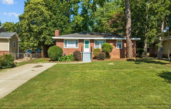 Newly Renovated Ranch Home In SE Raleigh! Pet Friendly!