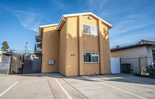 4143 Van Dyke Ave