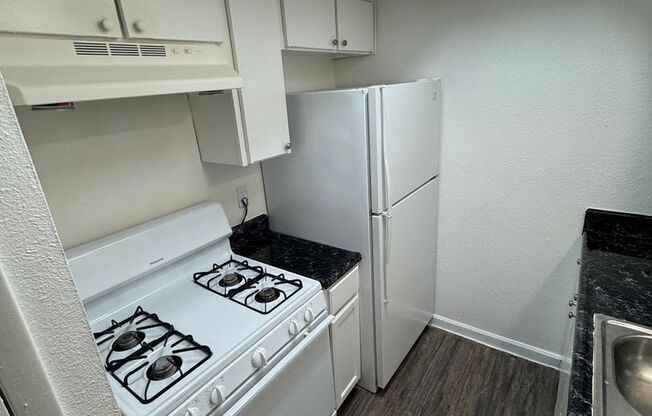 1 bed, 1 bath, 610 sqft, $1,250, Unit 236