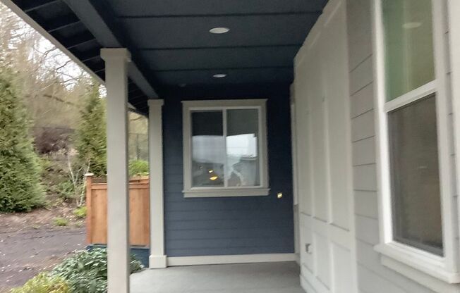 4 BEDROOM 3 BATH SPECTACULAR HOME IN POULSBO