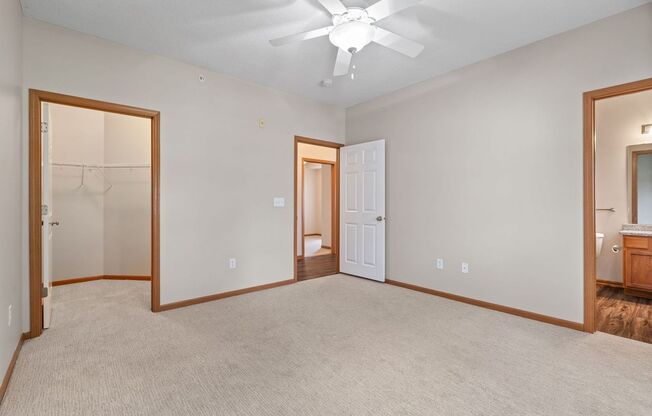 2 beds, 2 baths, 1,138 sqft, $1,895, Unit N102