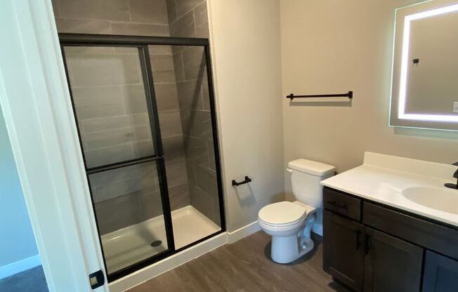 2 beds, 2 baths, 956 sqft, $2,195, Unit 2644-306