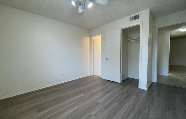 2 beds, 2 baths, 900 sqft, $1,350, Unit LAW7-203