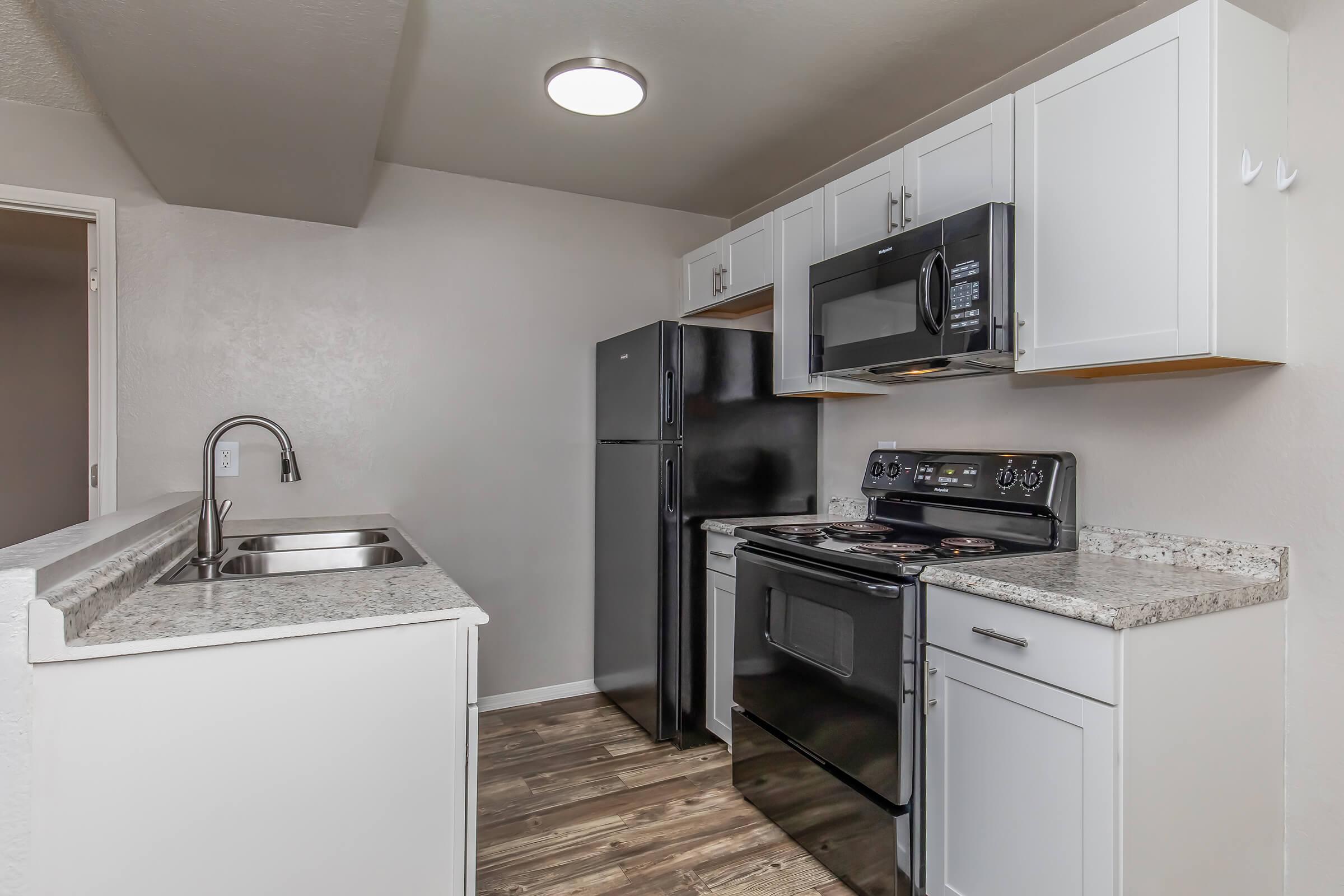 Home - The Crossings on Grande Apartment Homes - Tucson, AZ