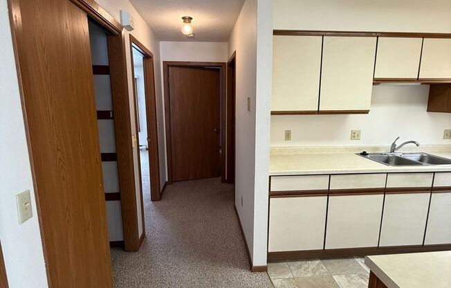 East Ridge Townhomes LLC