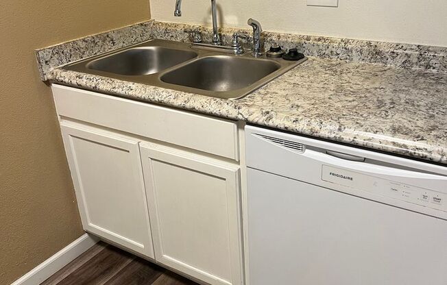 4359-1t - 145 Cedar St. #1 - 6