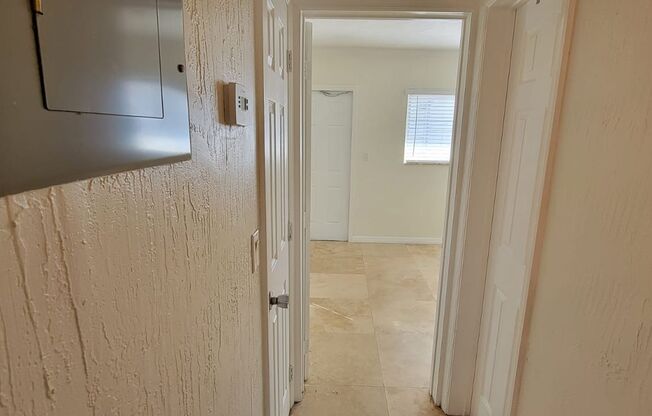 1 bed, 1 bath, $1,700, Unit # #D 11