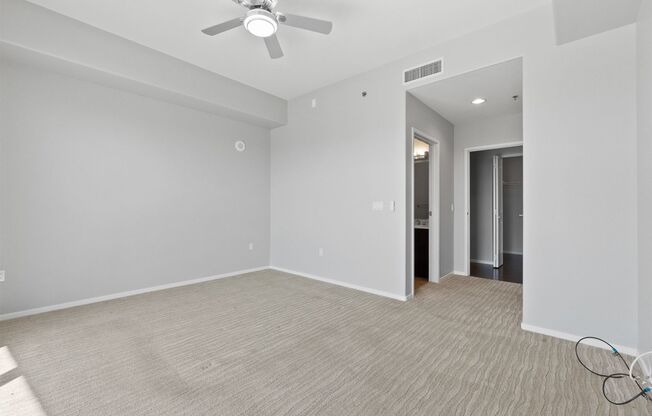 3 beds, 3.5 baths, $3,200, Unit UNIT 1819