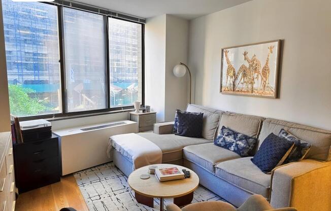 1 bed, 1 bath, 550 sqft, $5,795, Unit 3E
