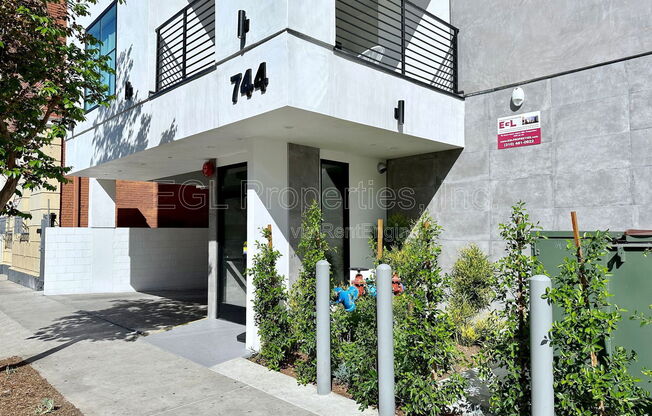 1 bed, 1 bath, 607 sqft, $2,350, Unit 602