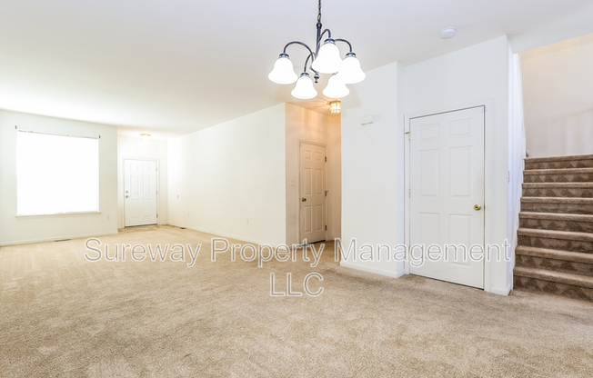 158 CHANCELLOR DR