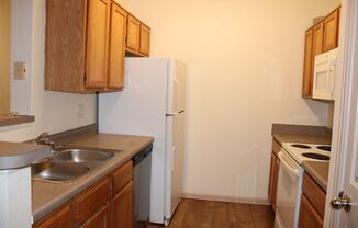 2 beds, 1.5 baths, $1,675, Unit # 8105