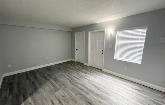 1 bed, 1 bath, 600 sqft, $1,393.75, Unit Unit 305