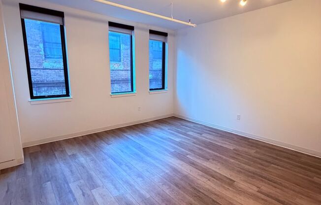 1 bed, 1 bath, 635 sqft, $1,675, Unit Unit 313