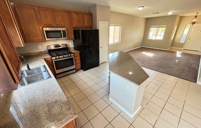 Spacious 4BED/3BATH Home Located in North Las Vegas