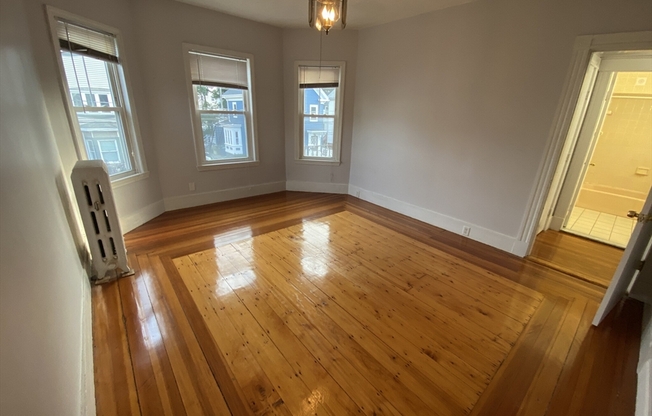 33 Everett Ave.