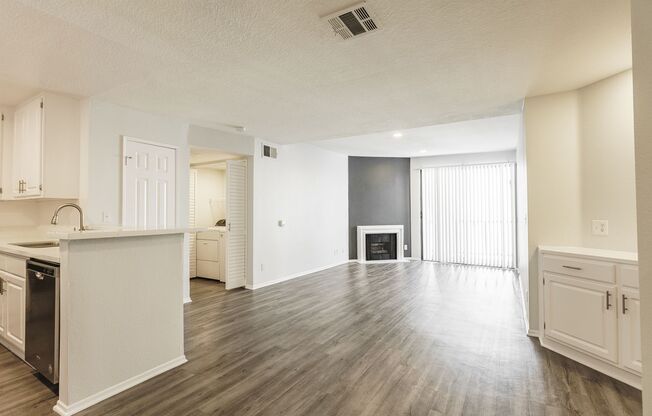 16117 Sunset Blvd
