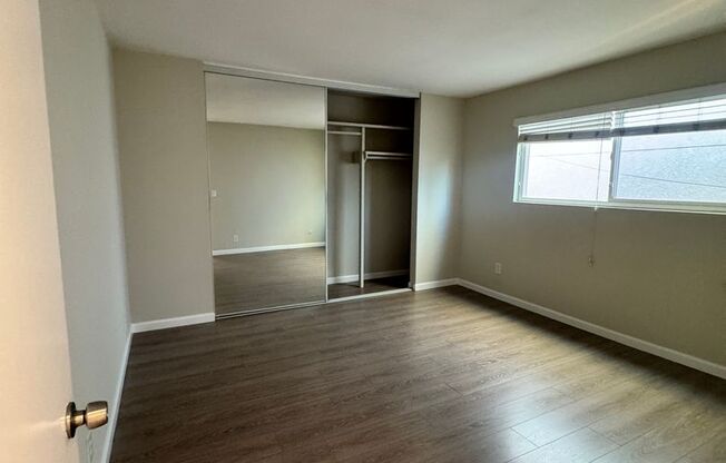 1 bed, 1 bath, 700 sqft, $2,340, Unit 12