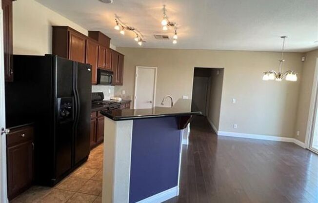 2 beds, 2 baths, $1,895, Unit 169