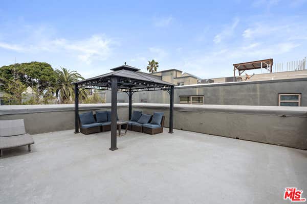 20 28th Ave
