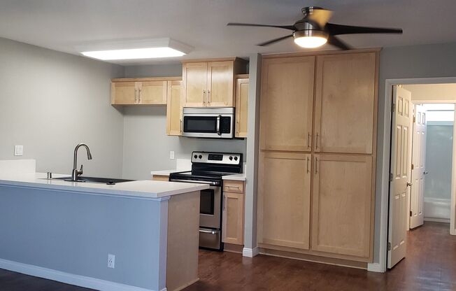1 bed, 1 bath, 750 sqft, $2,365, Unit 0060