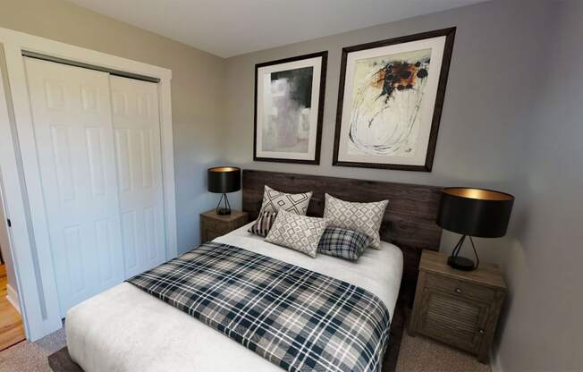 Brixin Franklin Apartments & Townhomes Bedroom
