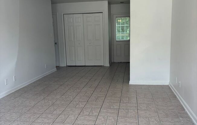 All-Brick 3BR/2BA Townhome Near Fort Campbell