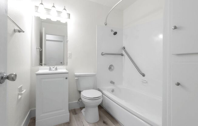 1 bed, 1 bath, 650 sqft, $1,350, Unit 5307-72