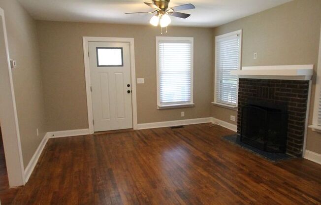 2 beds, 1 bath, $1,495