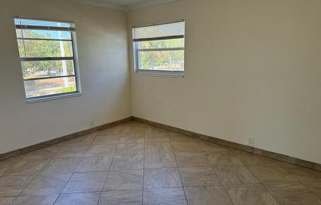 806 3 ST