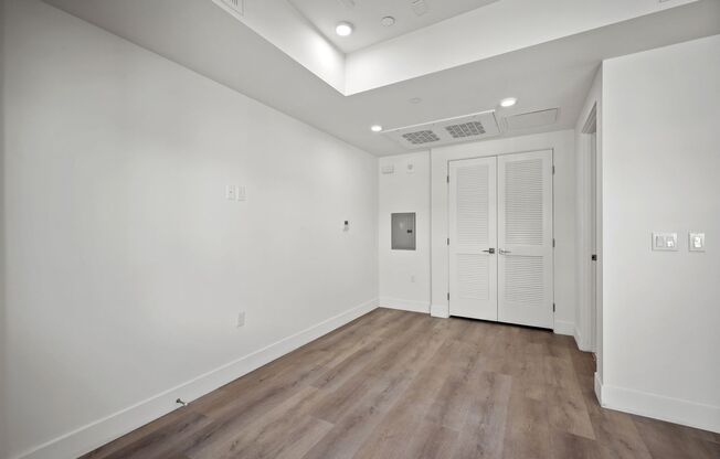 Studio, 1 bath, 356 sqft, $1,791, Unit 212