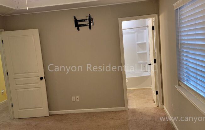 Recently Renovated!!Beautiful 4BR home.