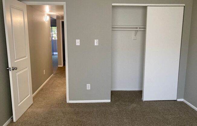 2 beds, 2 baths, 900 sqft, $1,475, Unit 248