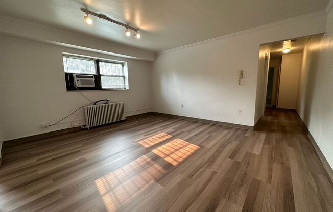 5208-5240 Stanton Avenue