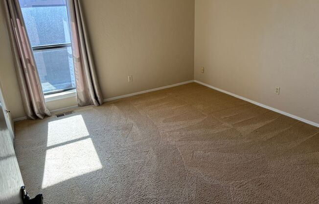 Large Home in Warr Acres, Putnam City Schools