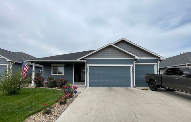 5 Car Garage, 3 Bedroom Ranch Home!