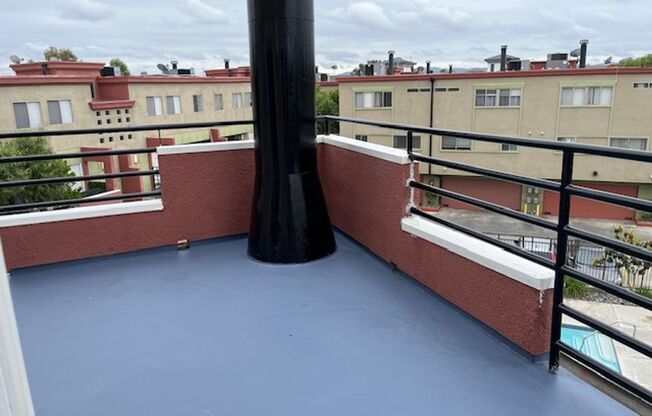 2 beds, 1 bath, $2,398, Unit B