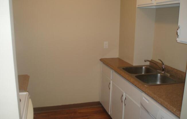 6576 Lake Road # 1