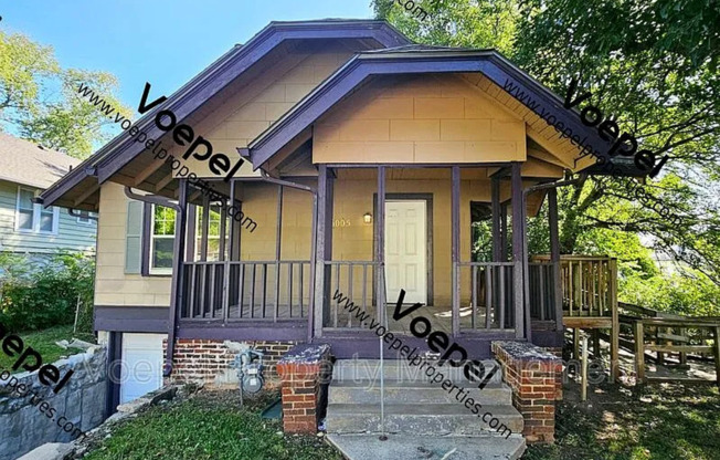 3 beds, 1 bath, $1,250