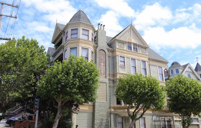 226 ORTEGA ST