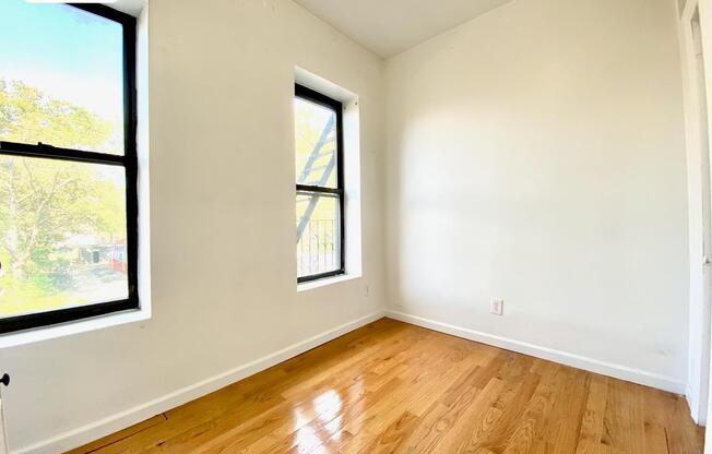 508 W 136 ST