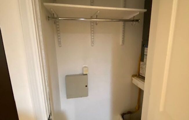 1 bed, 1 bath, $2,300