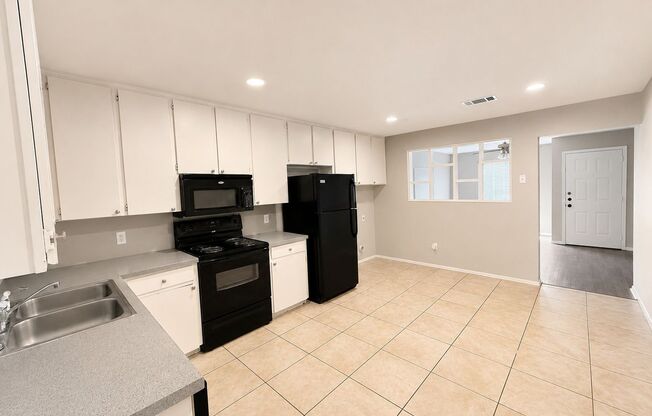 509 S Beverly Street Unit 1-4