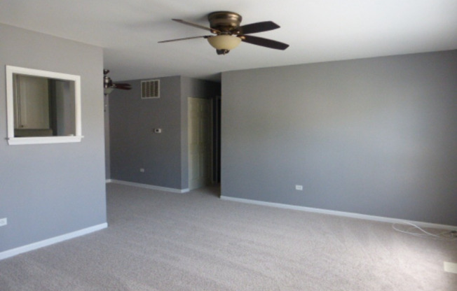 1055 HAMPTON HBR