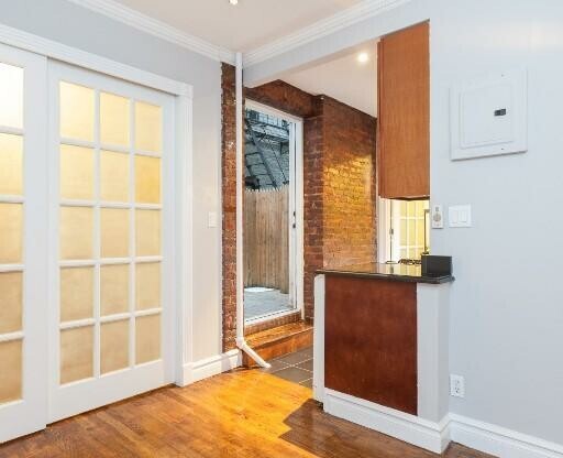 2 beds, 1 bath, $5,495, Unit 2C