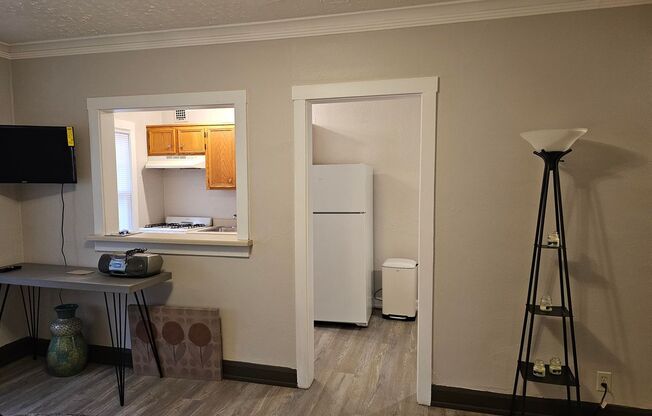 1 bed, 1 bath, $1,250, Unit Unit 6