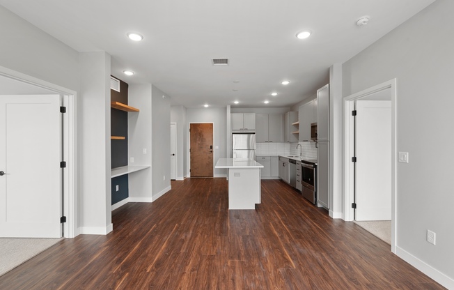 2 beds, 2 baths, 1,083 sqft, $1,610, Unit 221